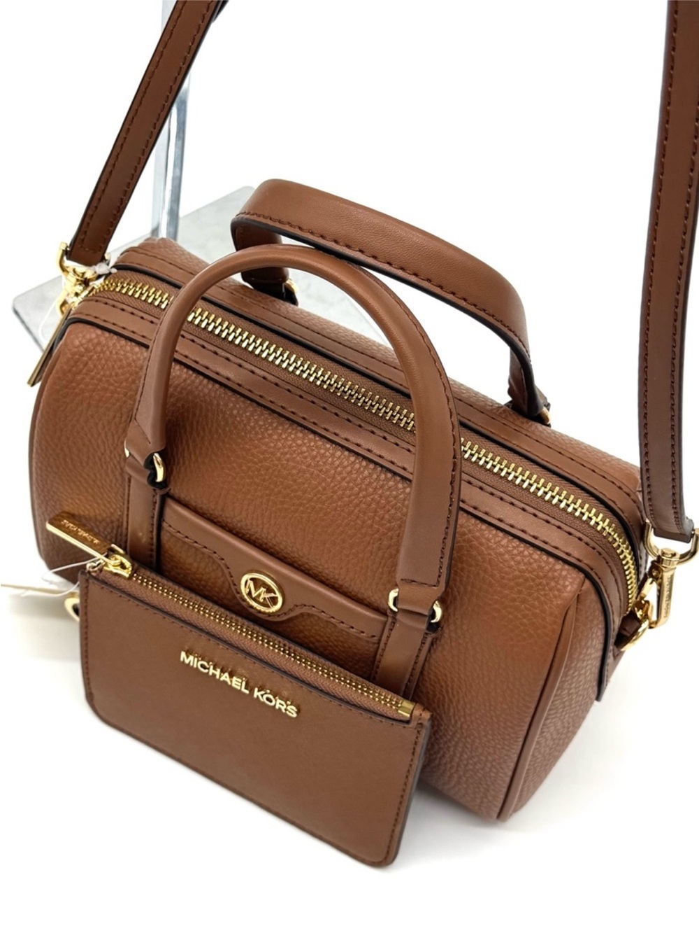 Michael Kors Small Travel Duffle Xbody Bag & Matching TZ Coinpouch Luggage - Picture 8 of 12